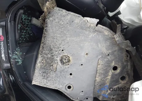 2022 Toyota Camry Se z USA, uszkodzony, nr VIN 4T1G11AK5NU680670